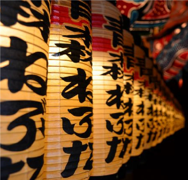 伝統の祭にも、全力で汗を流す。絆の深さが東北の強み。